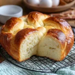 Hefezopf zu Ostern backen - fluffig & einfach