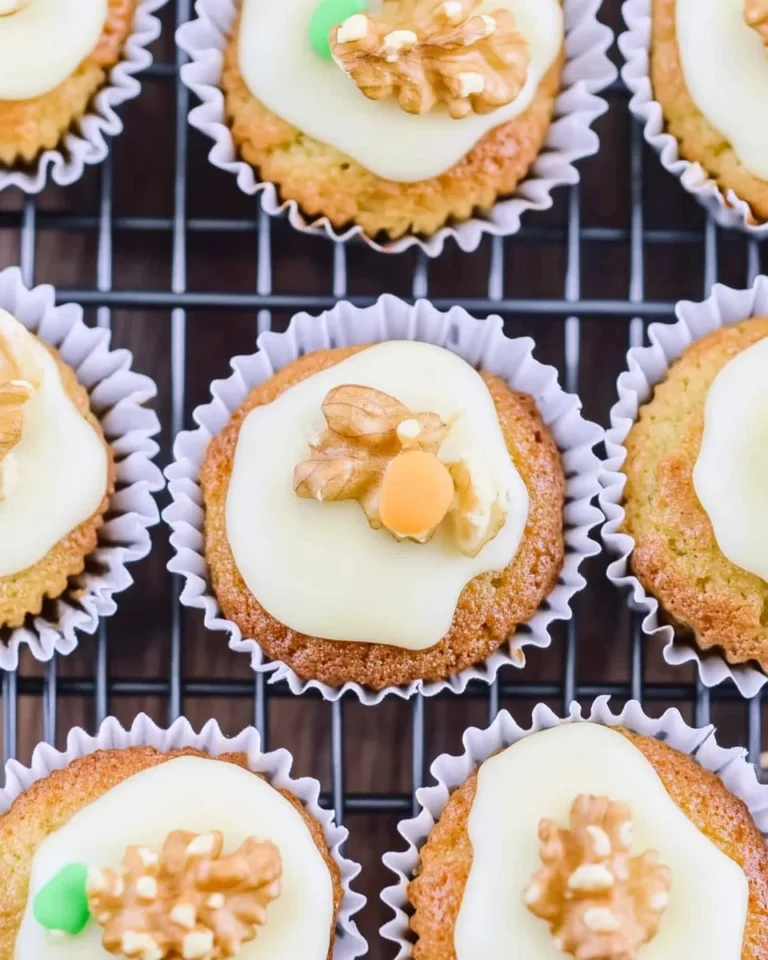 Karotten Muffins - saftig mit Nuss und Öl