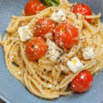 Ofen Feta Pasta - One Pot Spaghetti mit Tomaten Feta Soße