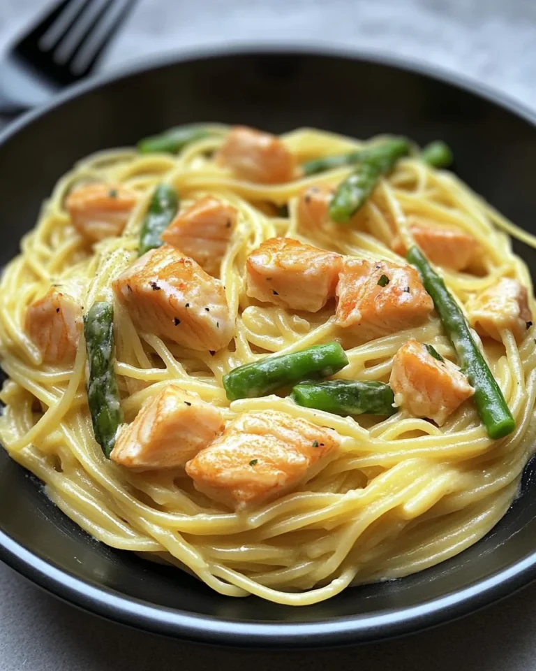 Spaghetti mit Lachs und Spargel